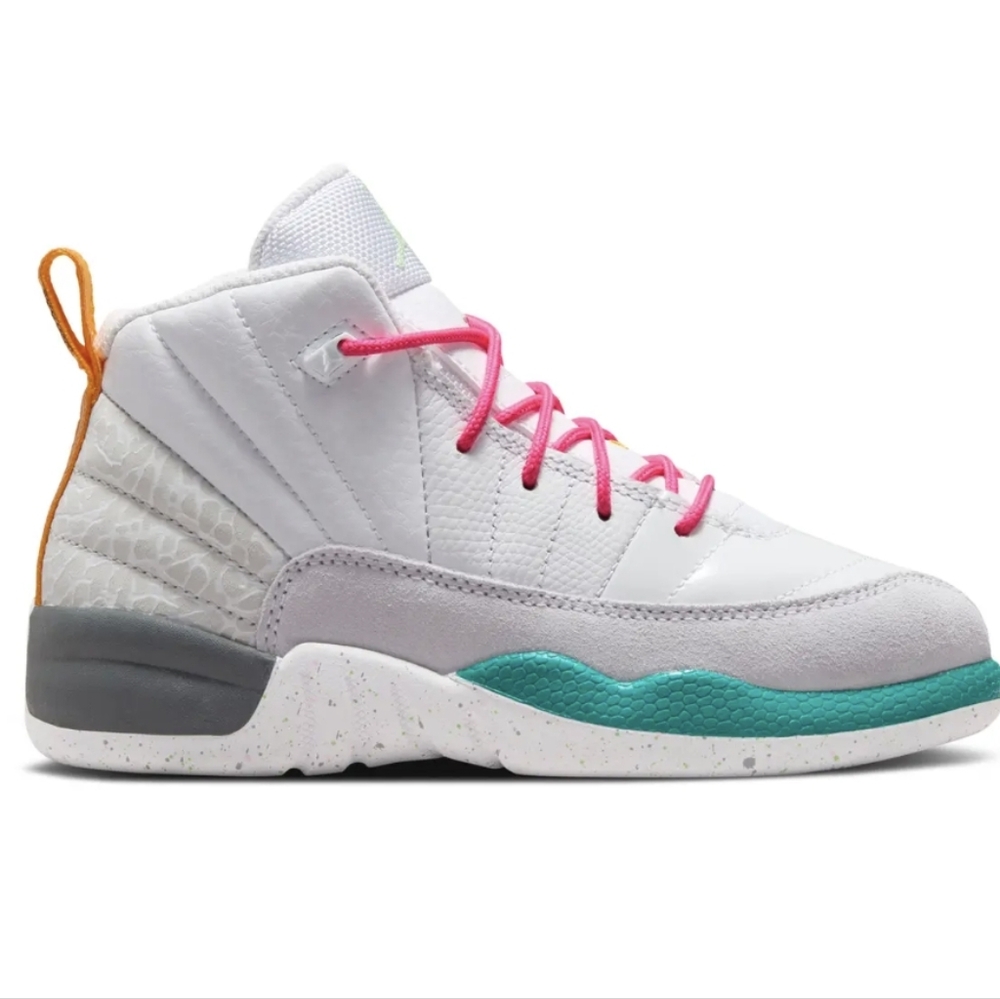 kids Jordan Air Jordan 12 Retro 'White Vapor Green' Sizw 2youth